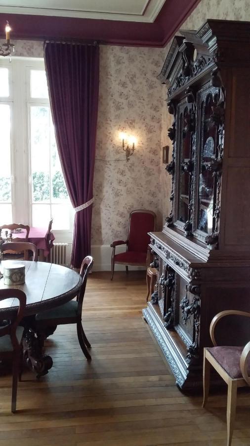 مبيت وإفطار Saint-Léonard-de-Noblat Chateau Maleplane المظهر الخارجي الصورة