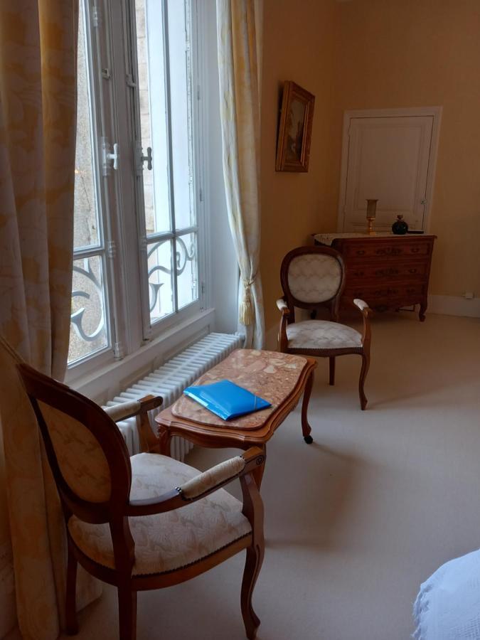 مبيت وإفطار Saint-Léonard-de-Noblat Chateau Maleplane المظهر الخارجي الصورة