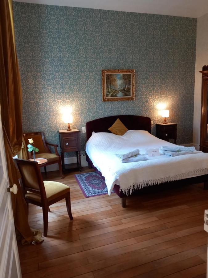 مبيت وإفطار Saint-Léonard-de-Noblat Chateau Maleplane المظهر الخارجي الصورة